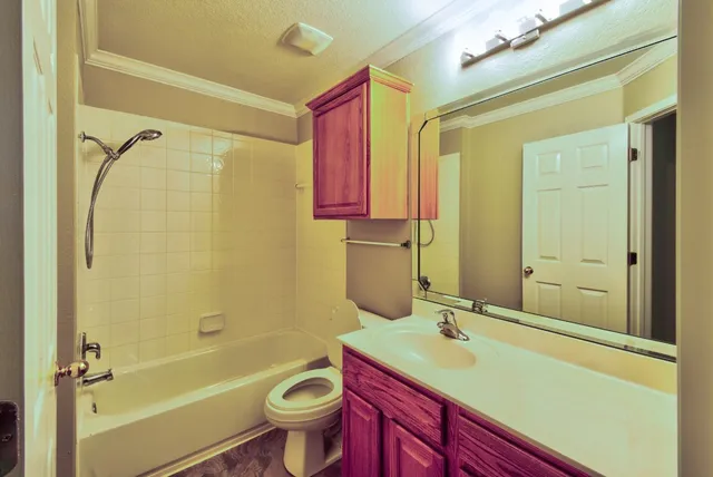 $2,500 | 10700 Beard Avenue, Austin, TX 78748