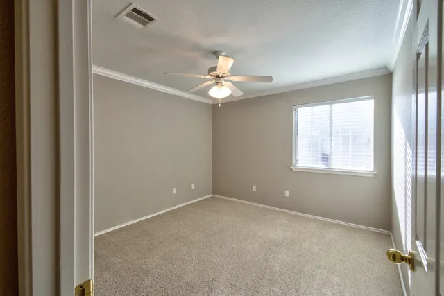 $2,500 | 10700 Beard Avenue, Austin, TX 78748