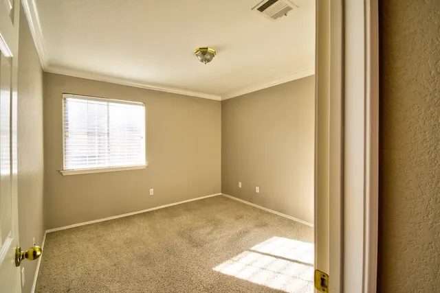 $2,500 | 10700 Beard Avenue, Austin, TX 78748