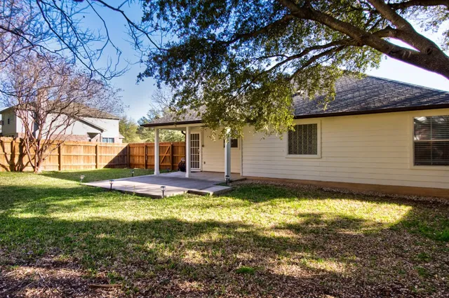 $2,500 | 10700 Beard Avenue, Austin, TX 78748