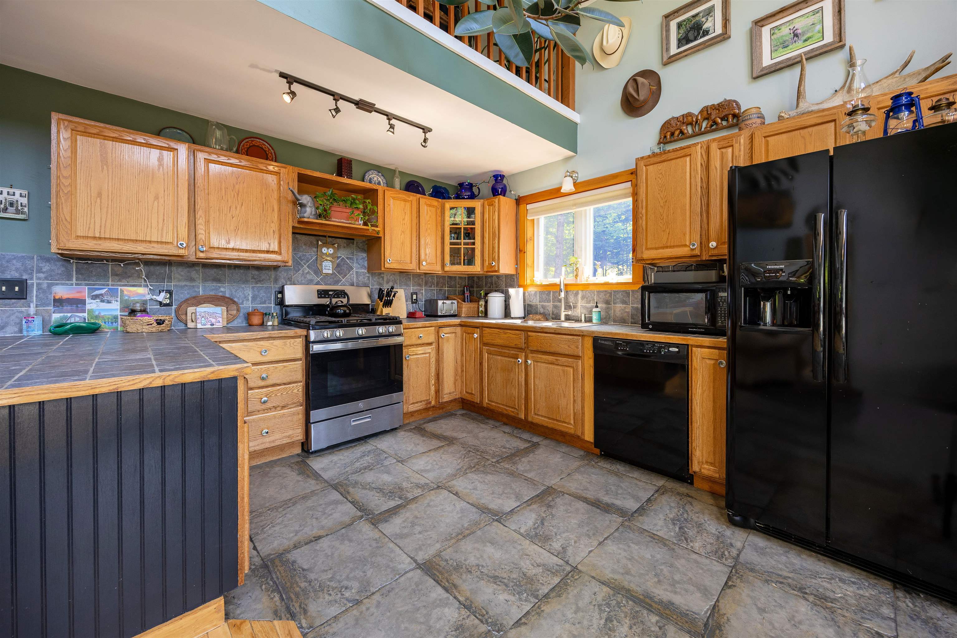 158 Camp Road Burke, VT 05832 - Photo 16 of 60