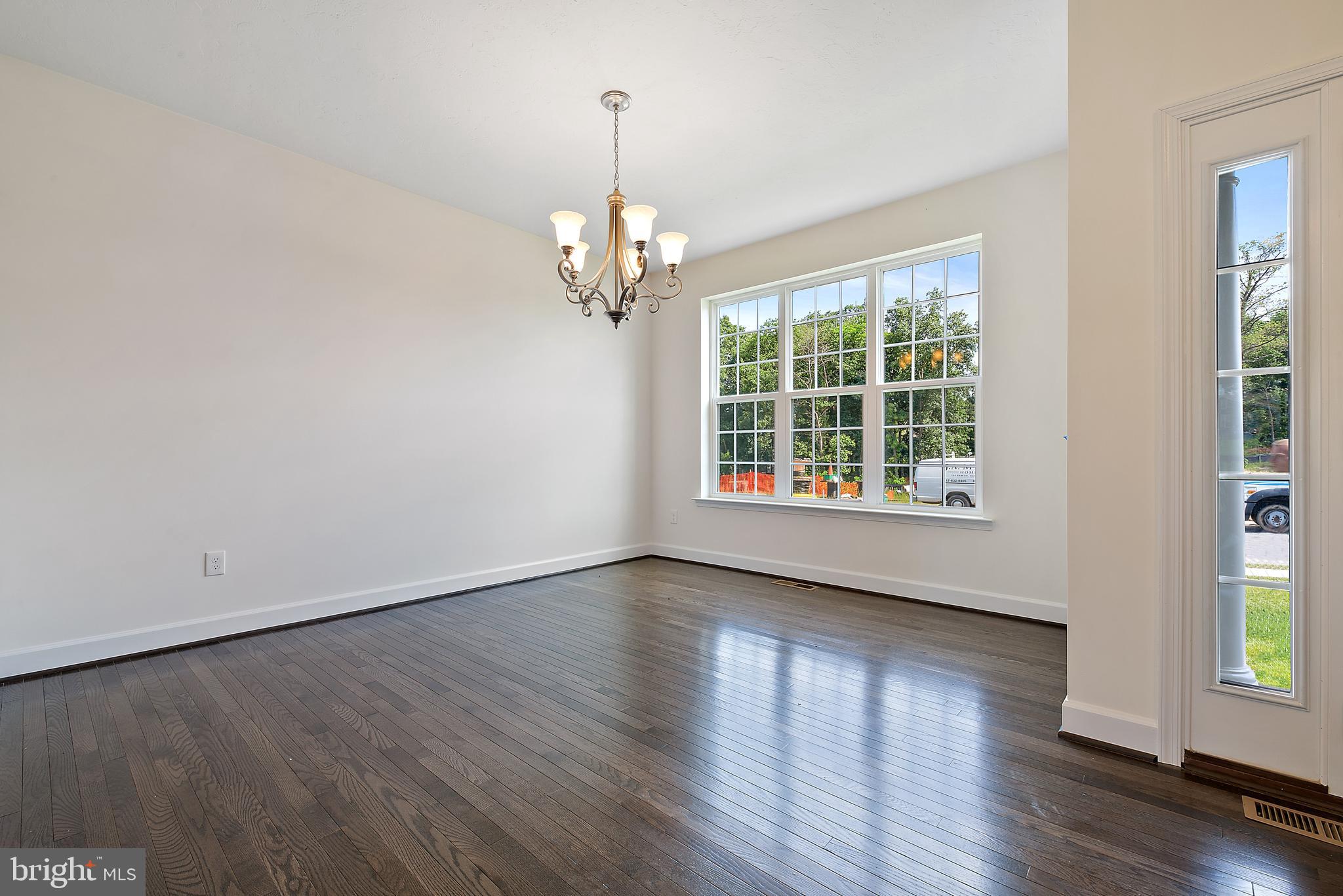 1320 Maple Lane Hanover, PA 17331 - Photo 3 of 19 Similar Photos - Not Actual