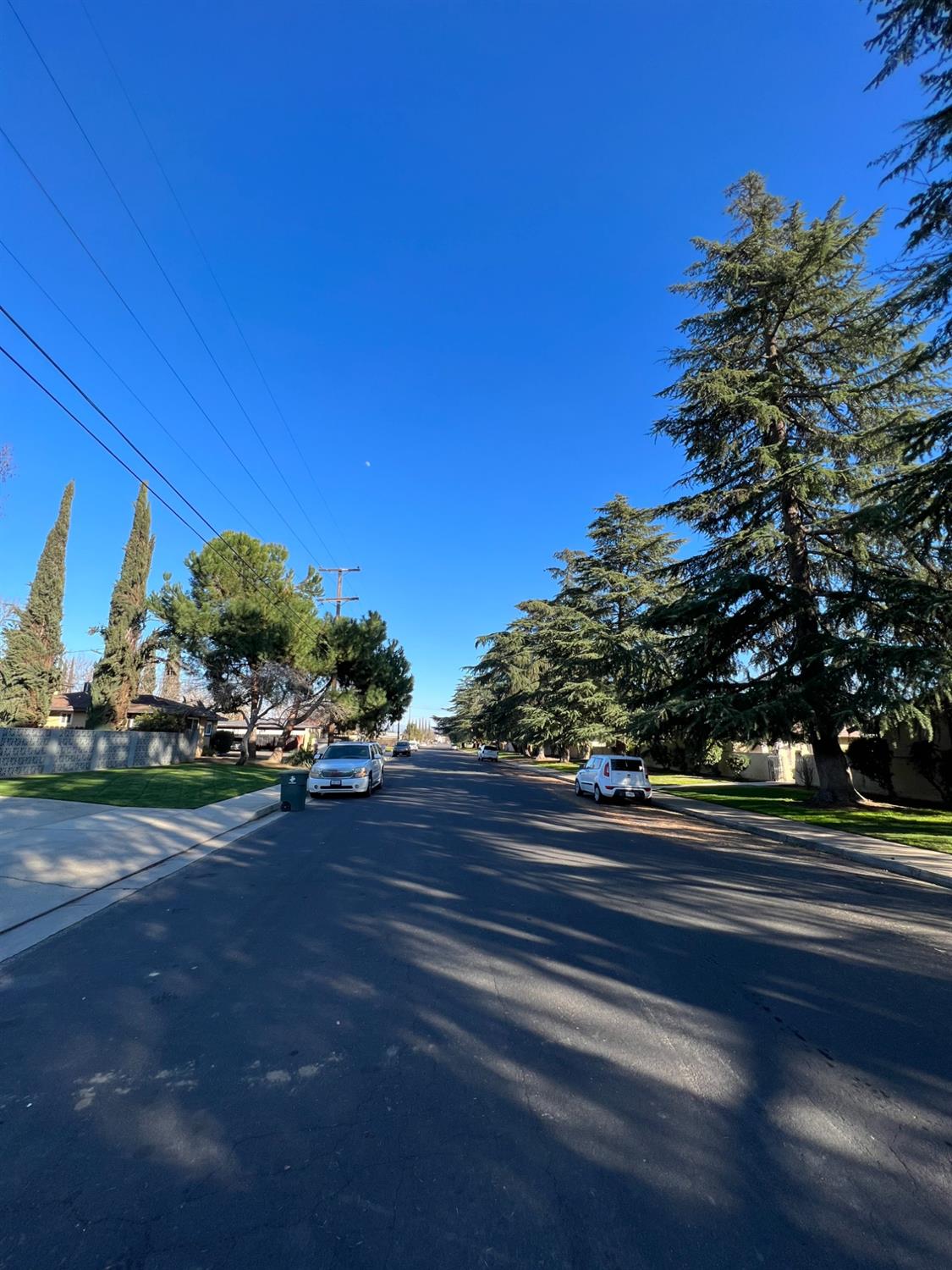 99 West Beverly Avenue Clovis, CA 93612 - Photo 4 of 13