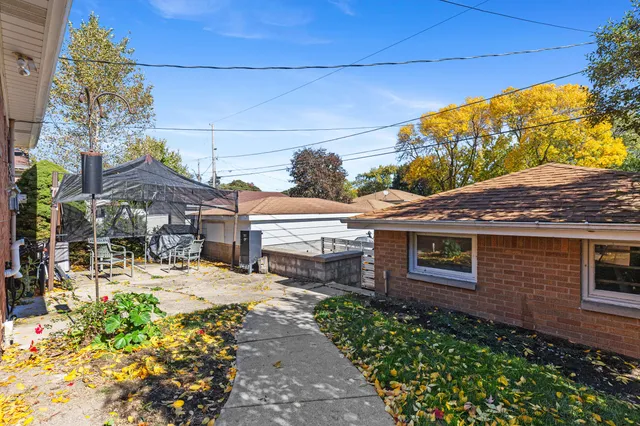 $249,900 | 2530 South 66th Street, Milwaukee, WI 53219