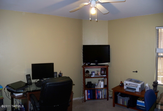 4627 South Valley Road Tucson, AZ 85714 - Photo 17 of 25