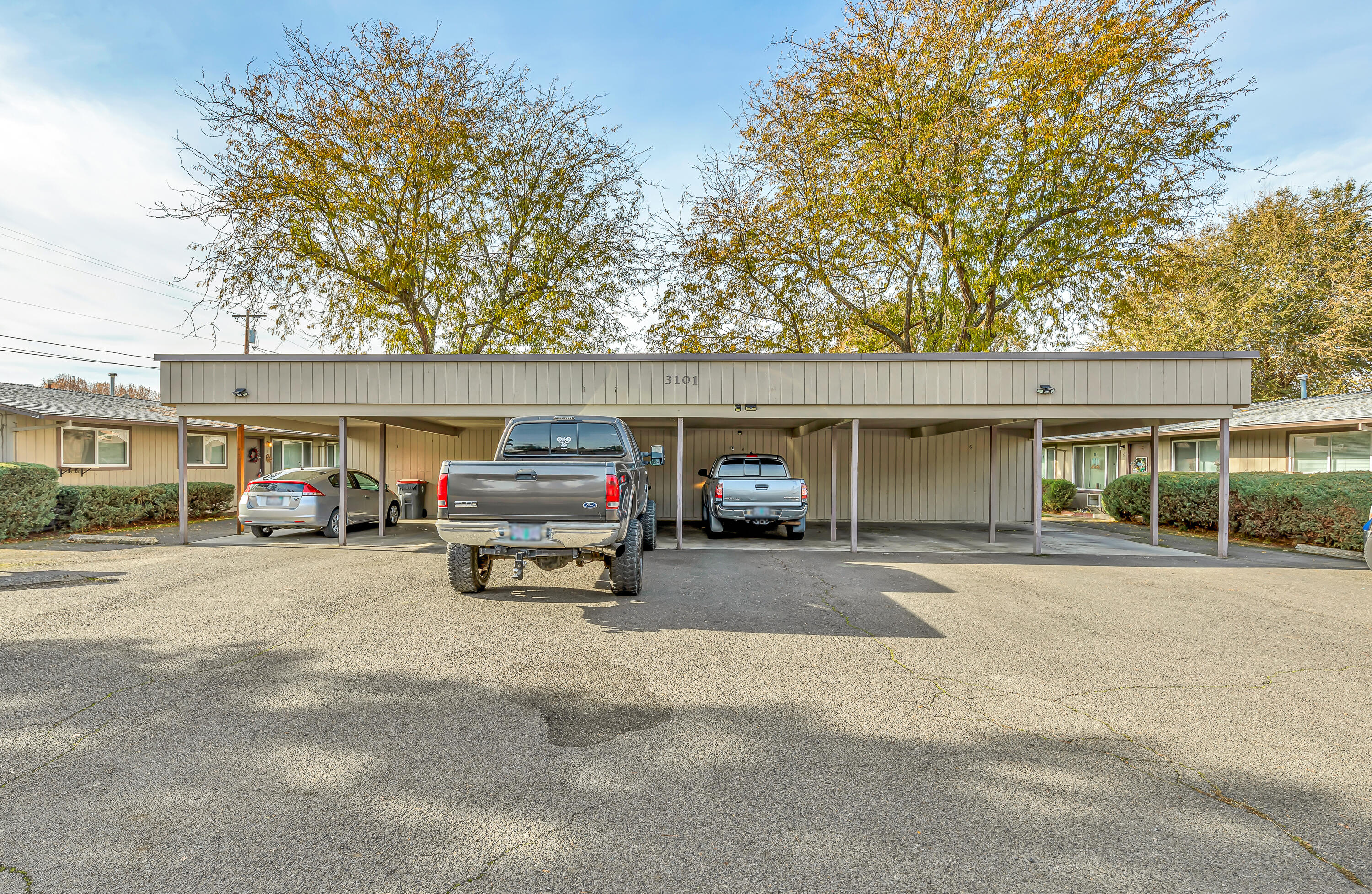 3101 Bursell Road Medford, OR 97501 - Photo 16 of 22 9R9A1165