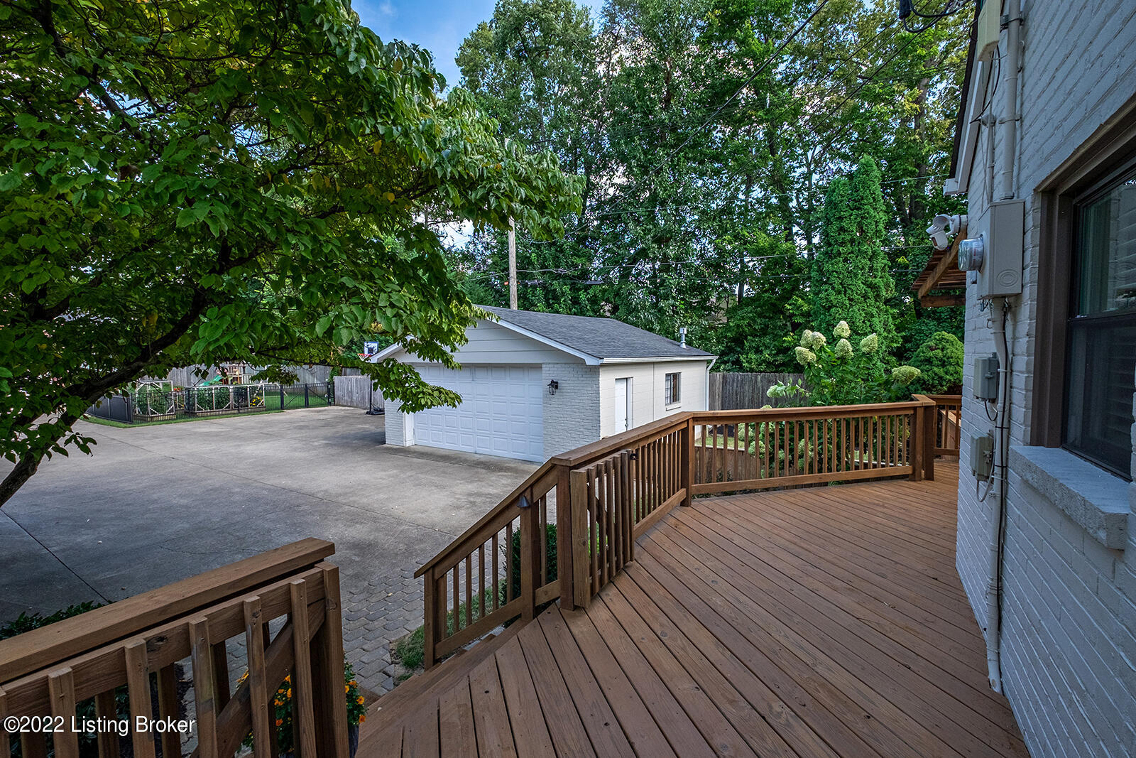 4310 Alton Road Louisville, KY 40207 - Photo 56 of 66 0080