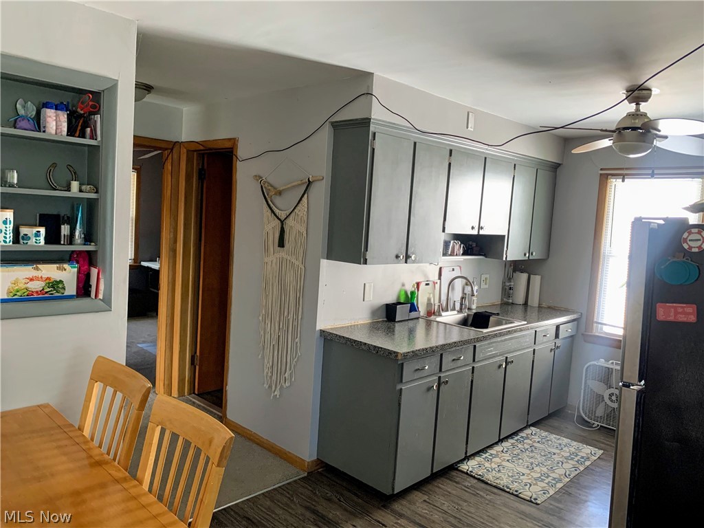 7840 Ackley Road Parma, OH 44129 - Photo 21 of 32 Top Unit Kitchen