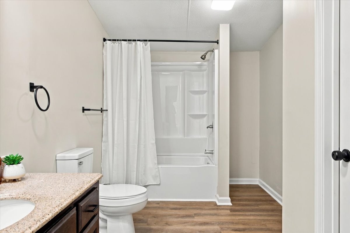 10404 Ridgecrest Drive Bon Aqua, TN 37025 - Photo 18 of 37 Gallery Image 18