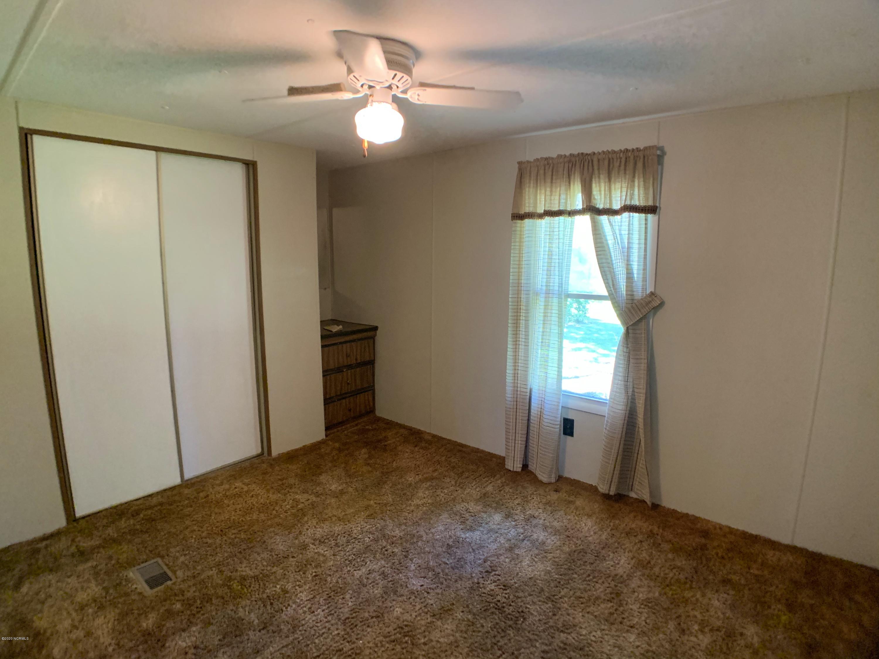 774 Golf Course Road Whiteville, NC 28472 - Photo 10 of 20 Bedroom 3