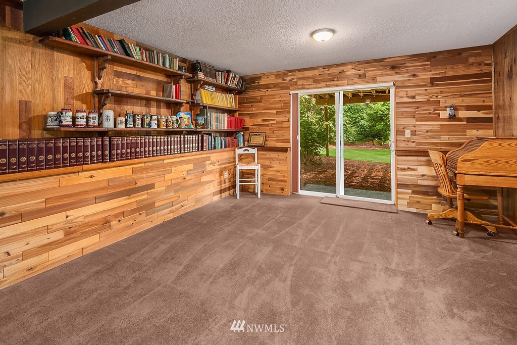 22223 49th Avenue Southeast Bothell, WA 98021 - Photo 14 of 19