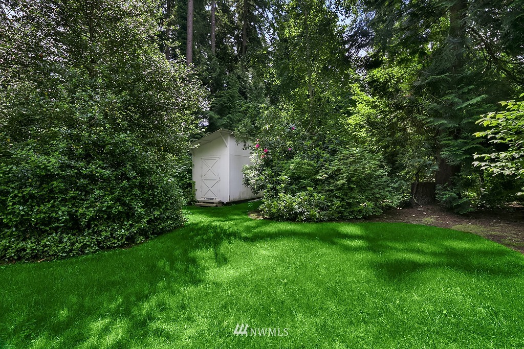 22223 49th Avenue Southeast Bothell, WA 98021 - Photo 18 of 19