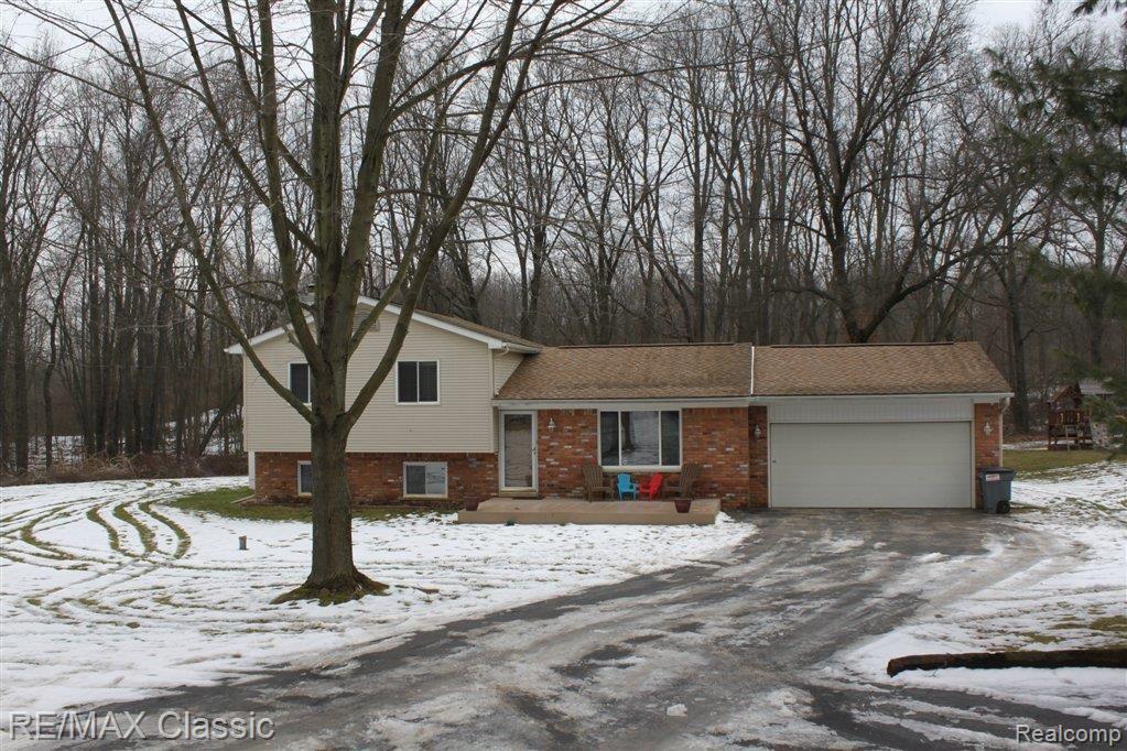 20300 Spears Road Pinckney, MI 48169 - Photo 1 of 14 Gorgeous Home