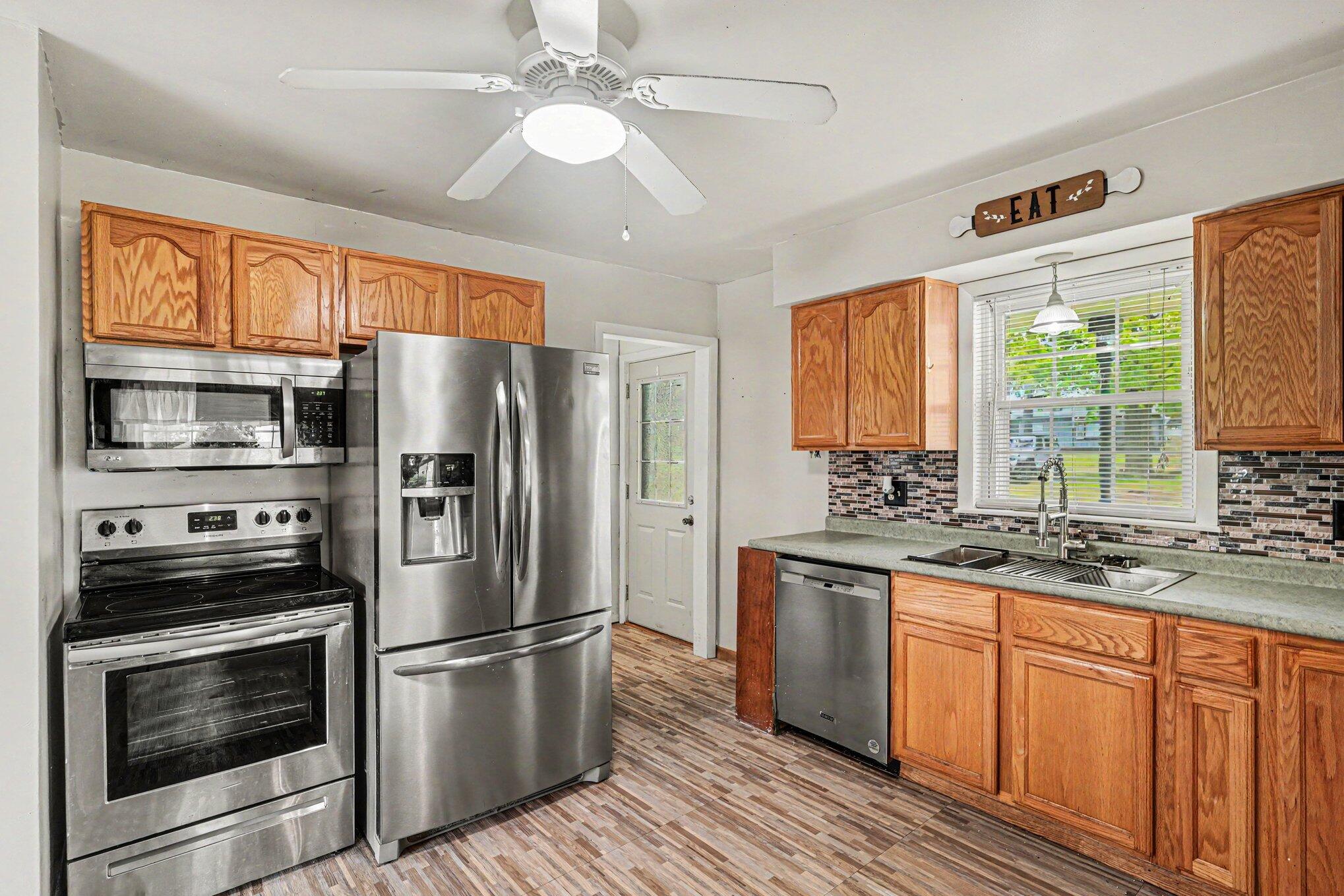 66713 Territorial Road Lawrence, MI 49064 - Photo 14 of 26 006_file_1953