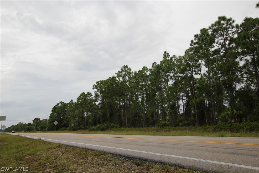 807 Homestead Road South Lehigh Acres, FL 33974 - Photo 2 of 3 a view of a tennis court