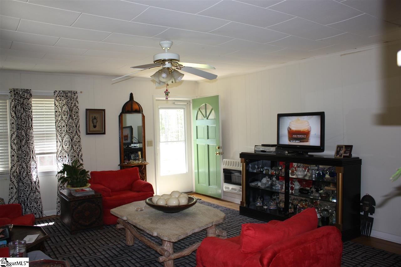 451 Peniel Road Columbus, NC 28722 - Photo 7 of 12 Gallery Image 7