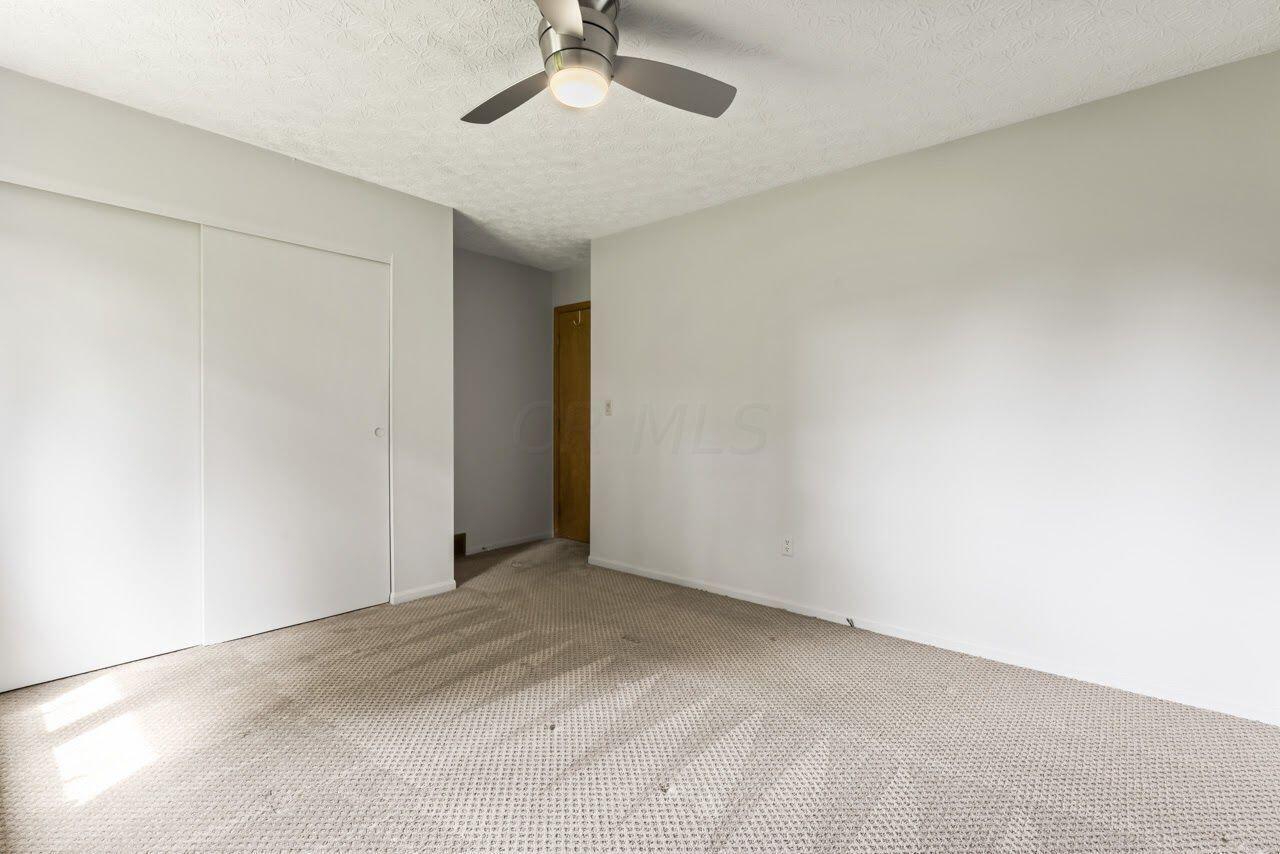 4449 Summit Road Southwest Pataskala, OH 43062 - Photo 25 of 62 Bedroom