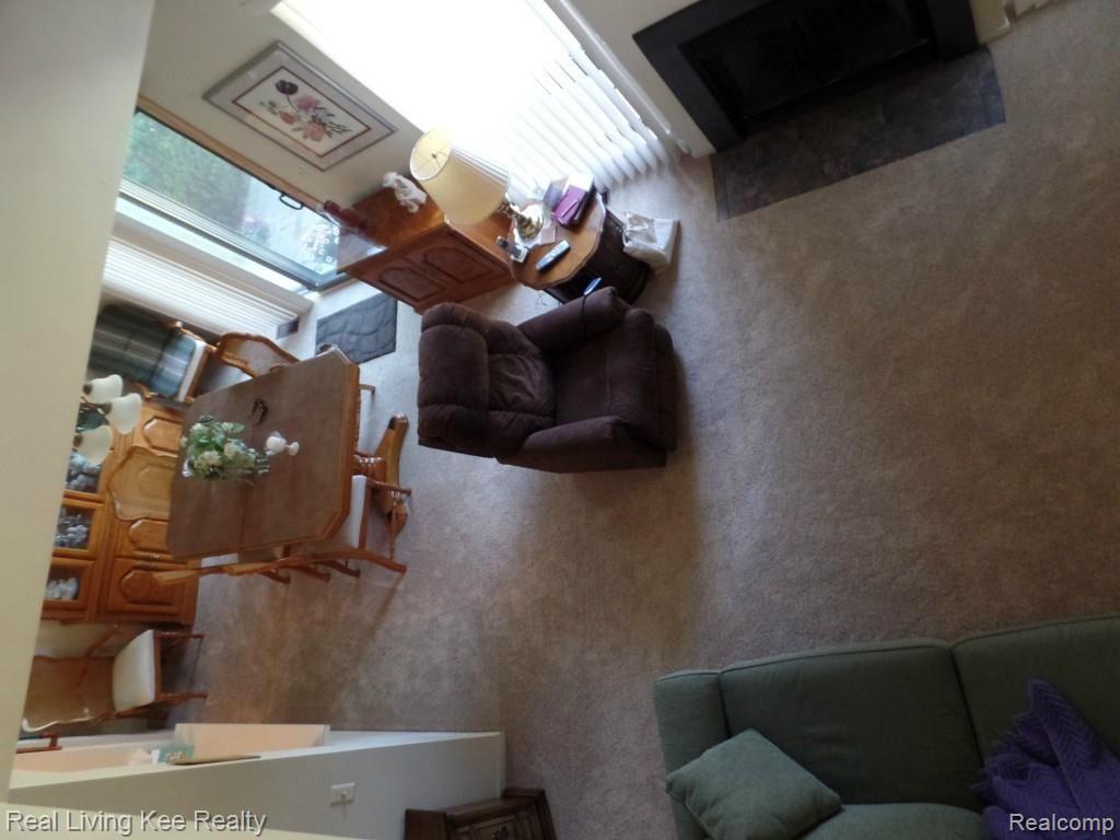 715 Eton Court, Unit 164 Rochester, MI 48307 - Photo 19 of 48 SAM_0665.jpg