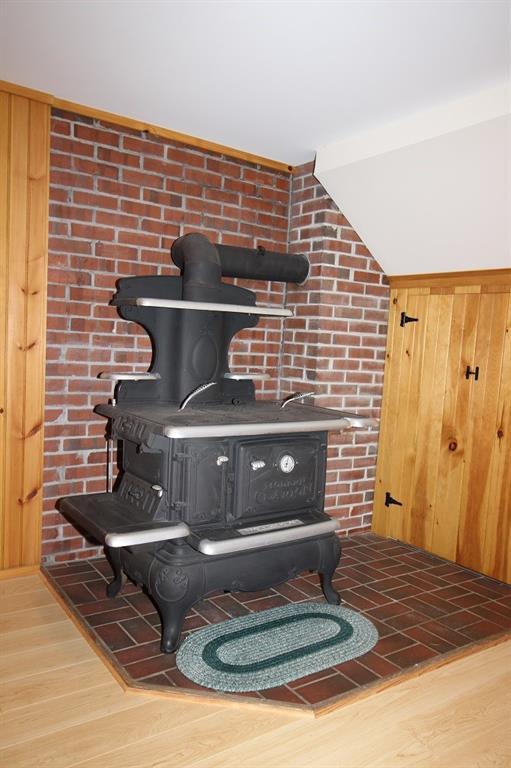 324 N Road Winterport, ME 04496 - Photo 6 of 35 Gorgeous antique cook stove thought...