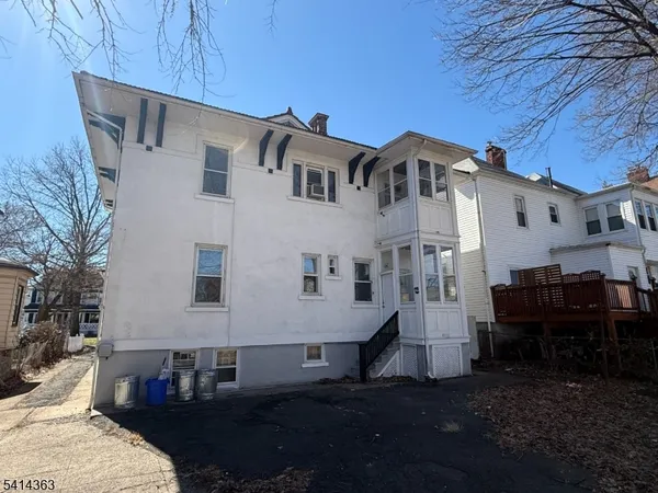 $4,000 | 70 Warrington Place, East Orange, NJ 07017