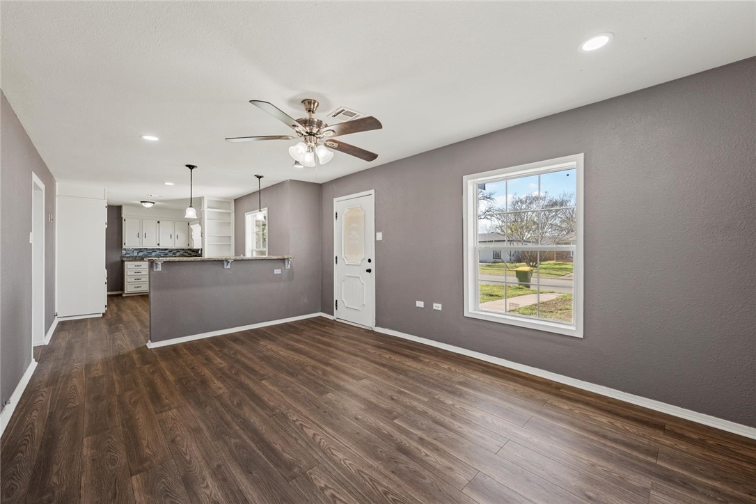 3545 Bluebird Street Waco, TX 76705 - Photo 5 of 22