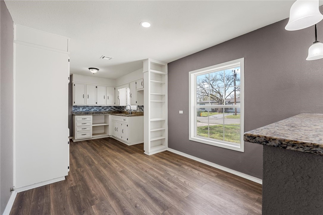 3545 Bluebird Street Waco, TX 76705 - Photo 7 of 22