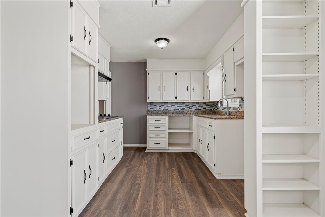 3545 Bluebird Street Waco, TX 76705 - Photo 8 of 22