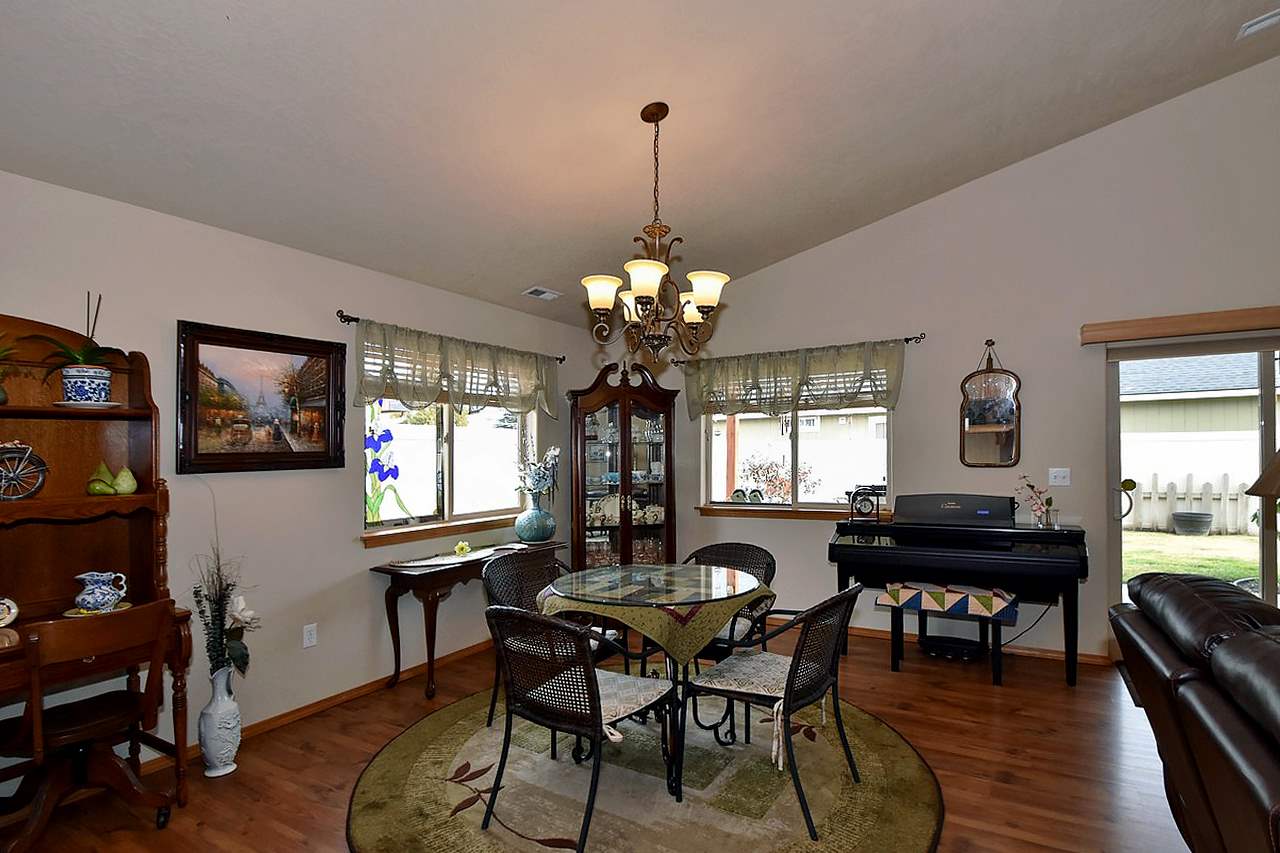 1226 North Blake Road Spokane Valley, WA 99216 - Photo 5 of 17