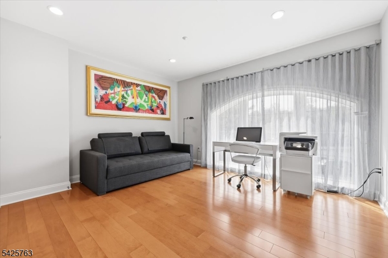 1201 Rio Vista Drive, Unit 1201 Mahwah, NJ 07430 - Photo 15 of 50