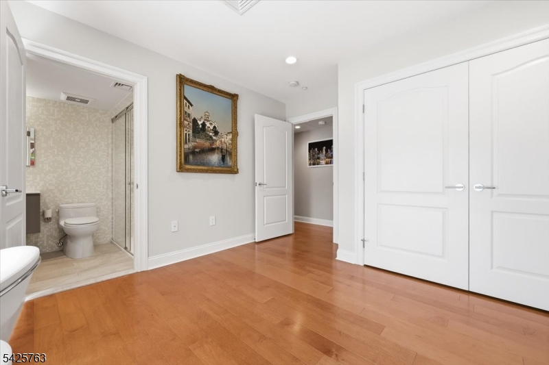 1201 Rio Vista Drive, Unit 1201 Mahwah, NJ 07430 - Photo 17 of 50