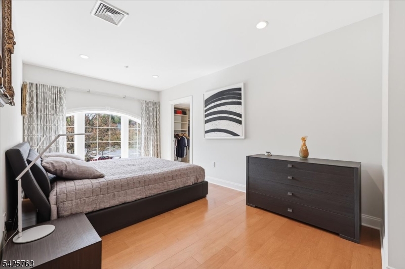 1201 Rio Vista Drive, Unit 1201 Mahwah, NJ 07430 - Photo 22 of 50