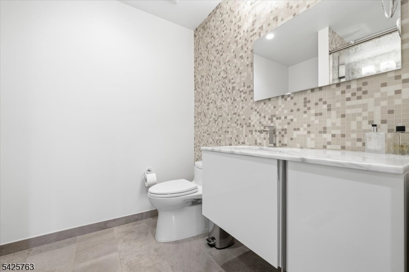 1201 Rio Vista Drive, Unit 1201 Mahwah, NJ 07430 - Photo 24 of 50