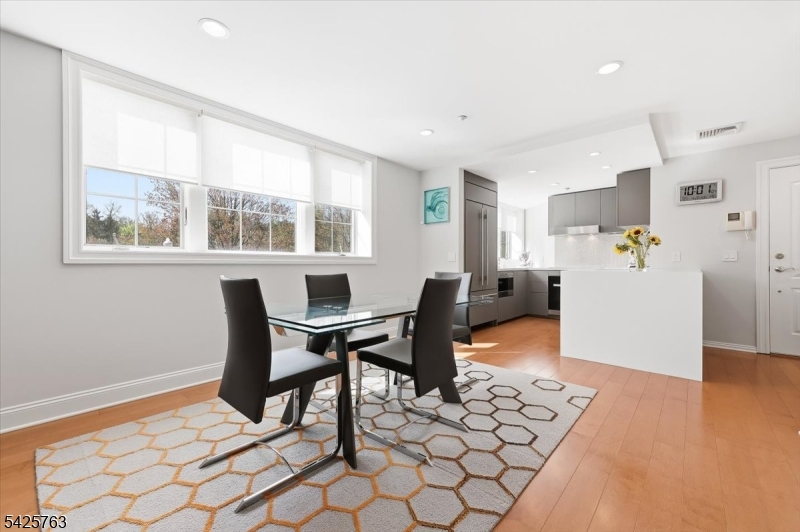 1201 Rio Vista Drive, Unit 1201 Mahwah, NJ 07430 - Photo 6 of 50