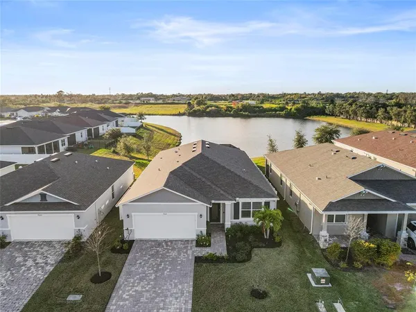 $499,000 | 7322 34th Court East, Sarasota, FL 34243