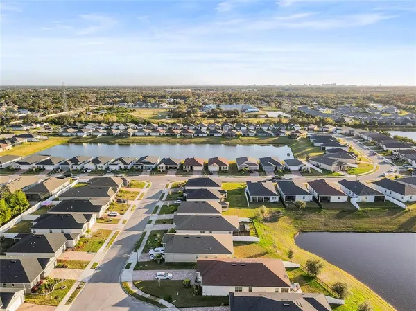 $499,000 | 7322 34th Court East, Sarasota, FL 34243