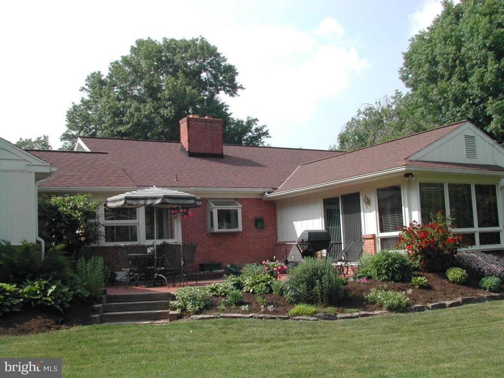 819 Hillaire Road Lancaster, PA 17601 - Photo 13 of 14 Gallery Image 13
