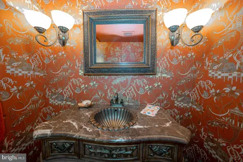 $499,900 | 41 Conshohocken State Road, Unit 209, Bala Cynwyd, PA 19004