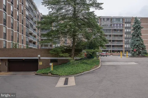 $499,900 | 41 Conshohocken State Road, Unit 209, Bala Cynwyd, PA 19004