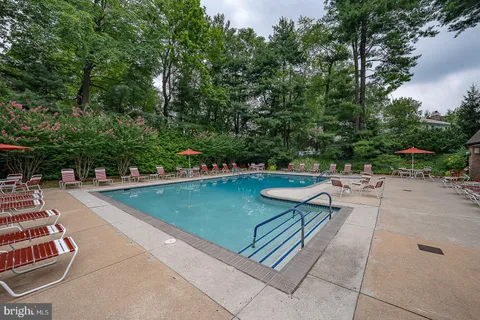 $499,900 | 41 Conshohocken State Road, Unit 209, Bala Cynwyd, PA 19004