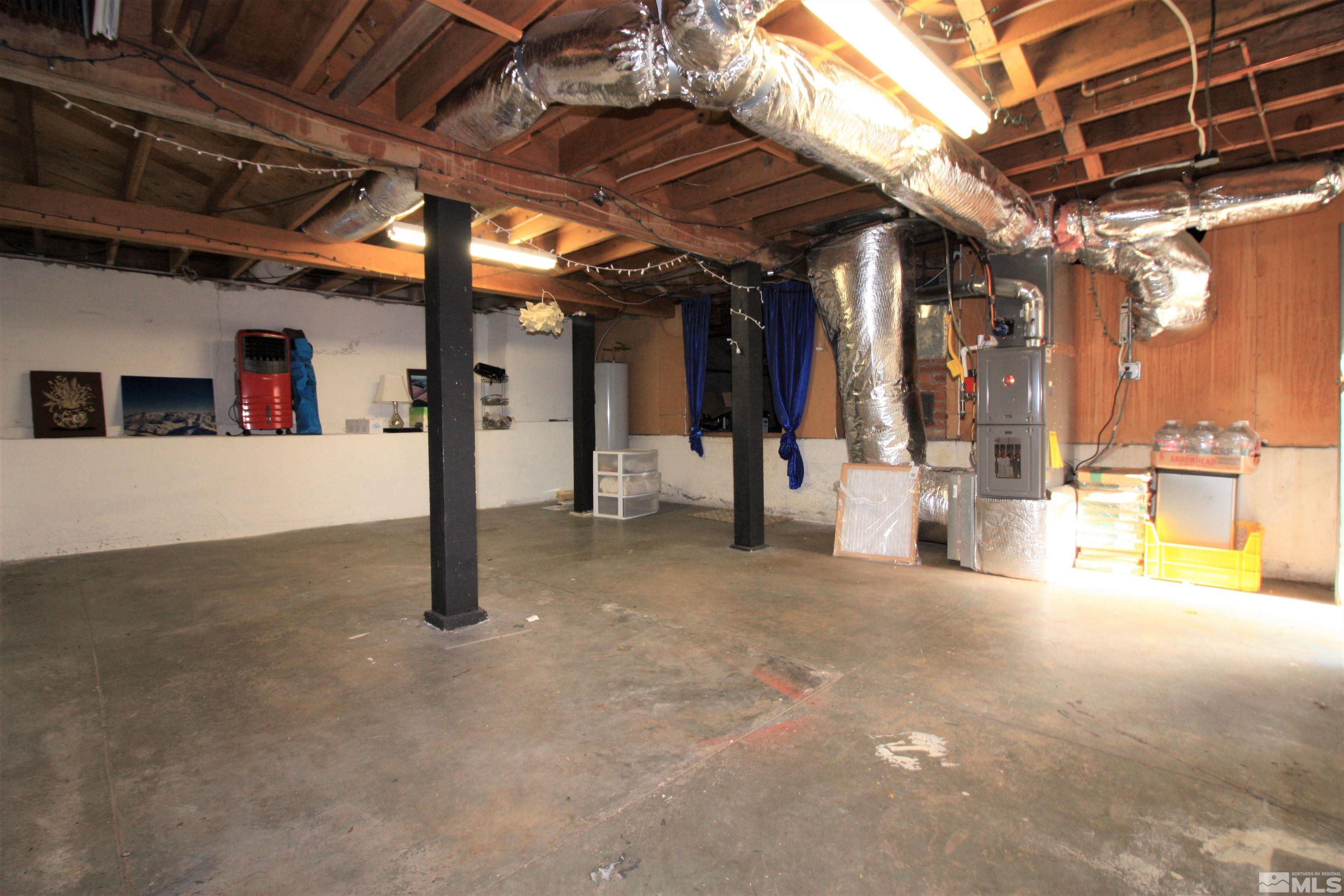 540 Toiyabe Street Reno, NV 89509 - Photo 20 of 29 a view of tall building