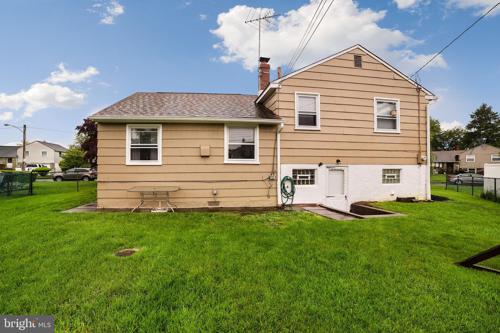 10122 Proctor Road Philadelphia, PA 19116 - Photo 26 of 27 Gallery Image 26