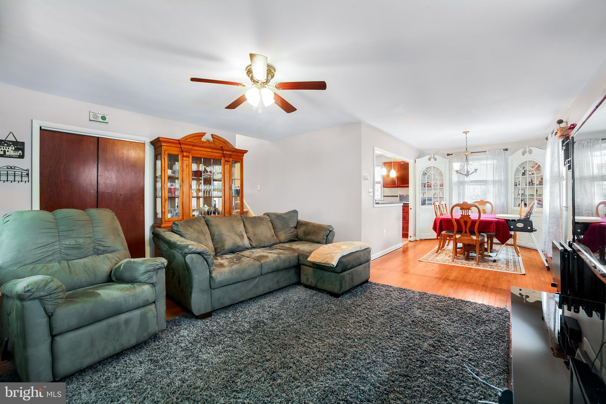 10122 Proctor Road Philadelphia, PA 19116 - Photo 6 of 27 Gallery Image 6