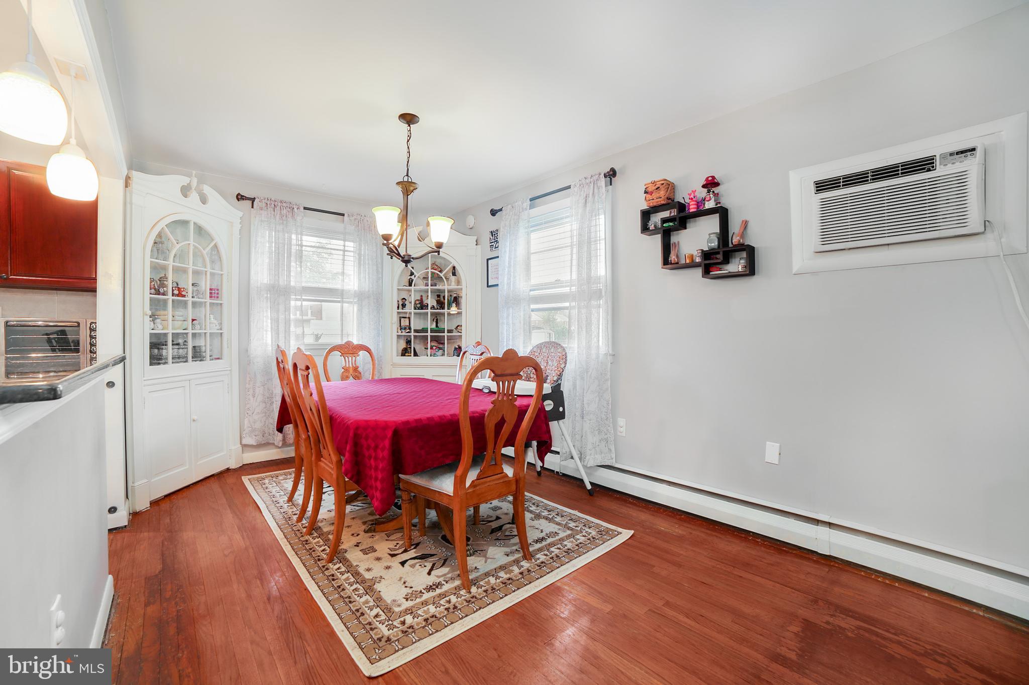 10122 Proctor Road Philadelphia, PA 19116 - Photo 8 of 27 Gallery Image 8