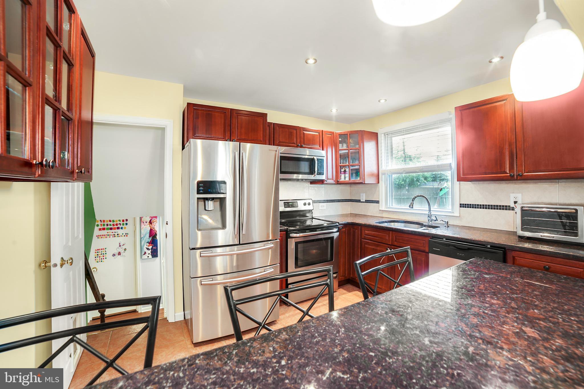 10122 Proctor Road Philadelphia, PA 19116 - Photo 10 of 27 Gallery Image 10