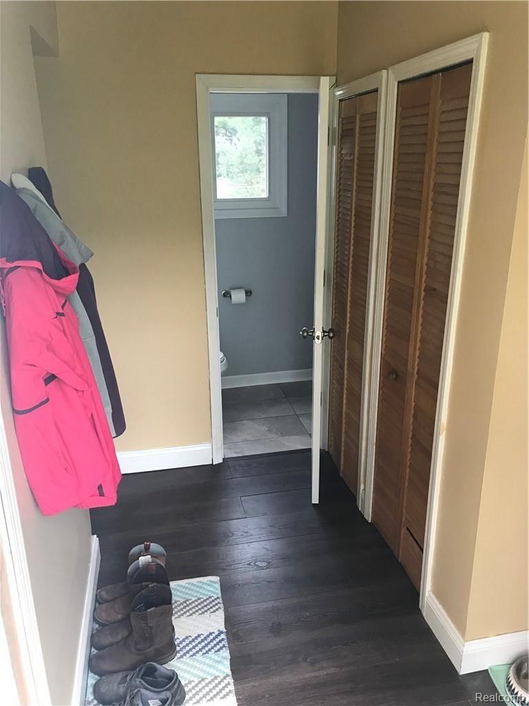 5240 Clarkston Road Clarkston, MI 48348 - Photo 20 of 28 20180924_125525497_iOS.jpg