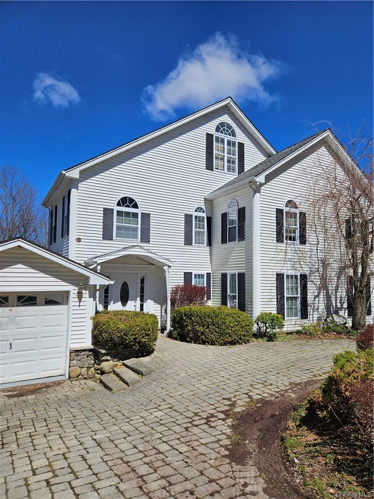 Front of the house on Stagecoach Rd.
