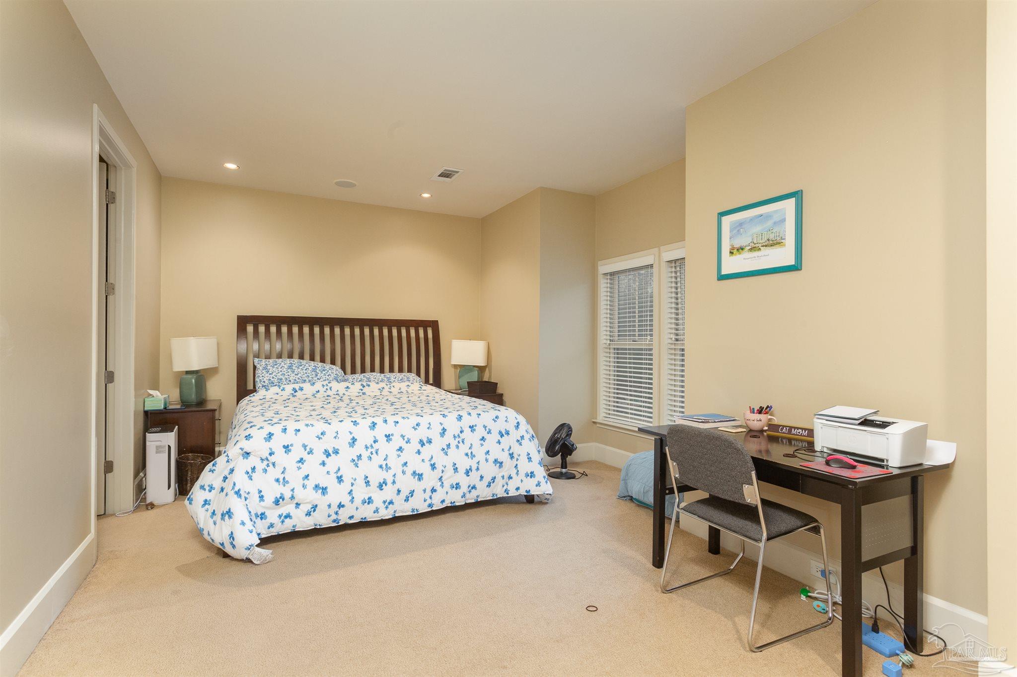 525 North Spring Street Pensacola, FL 32501 - Photo 15 of 29