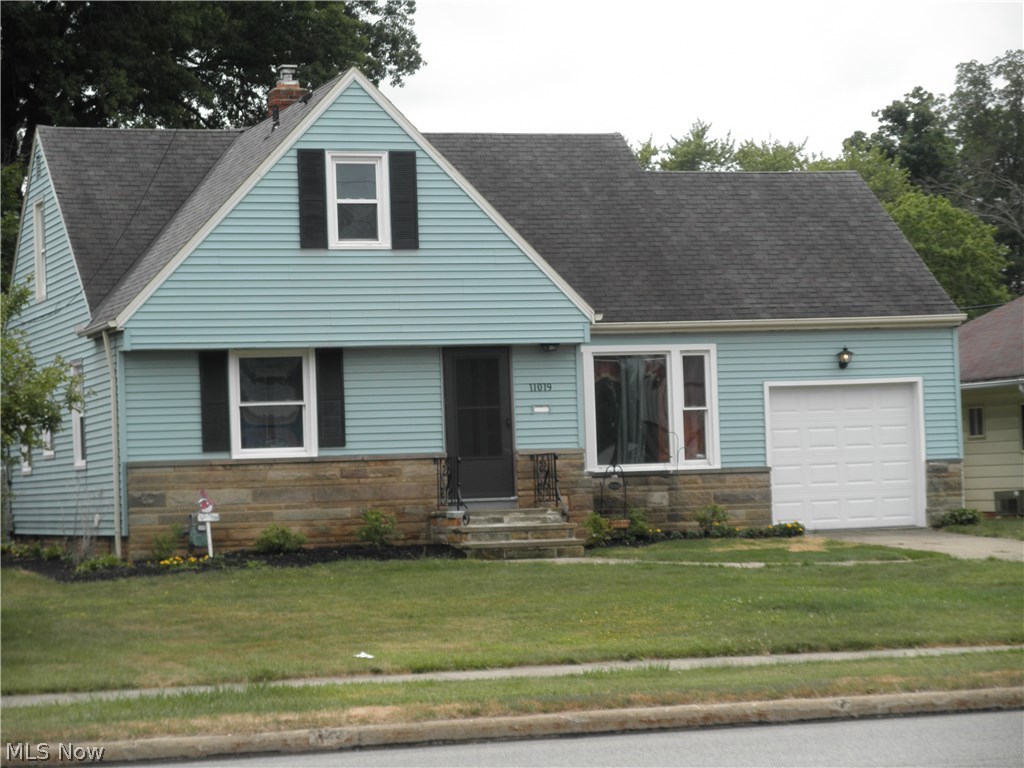 11019 Snow Road Parma Heights, OH 44130 - Photo 1 of 25