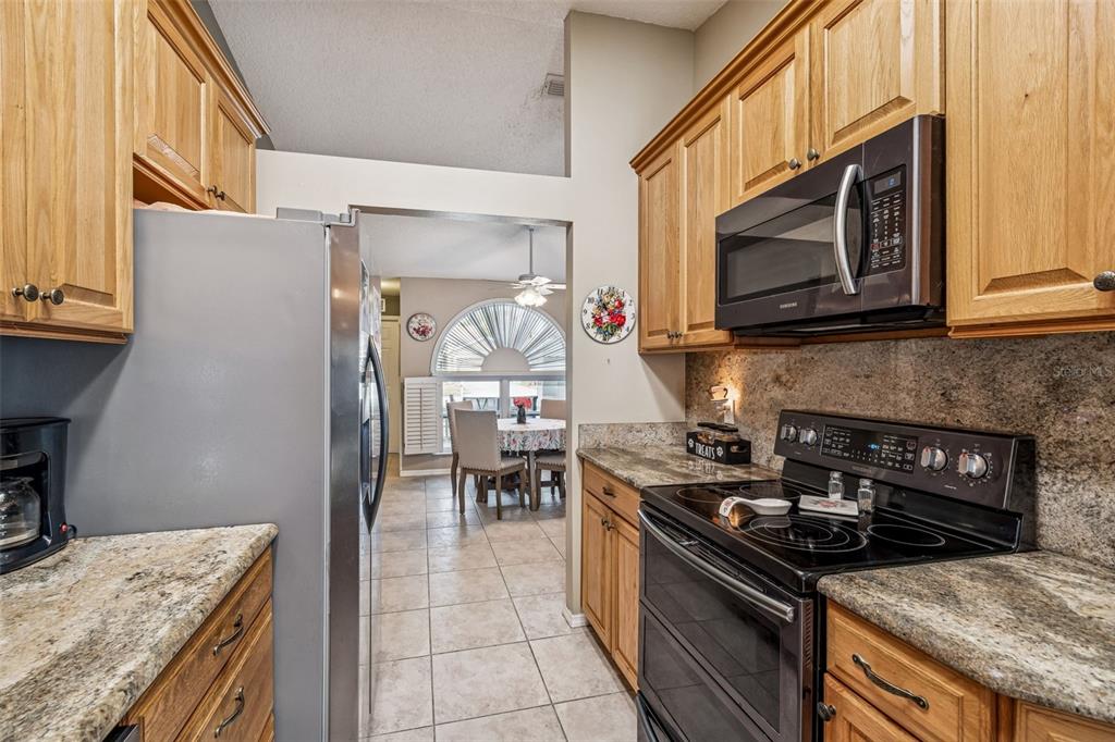 8518 Yearling Lane New Port Richey, FL 34653 - Photo 10 of 37