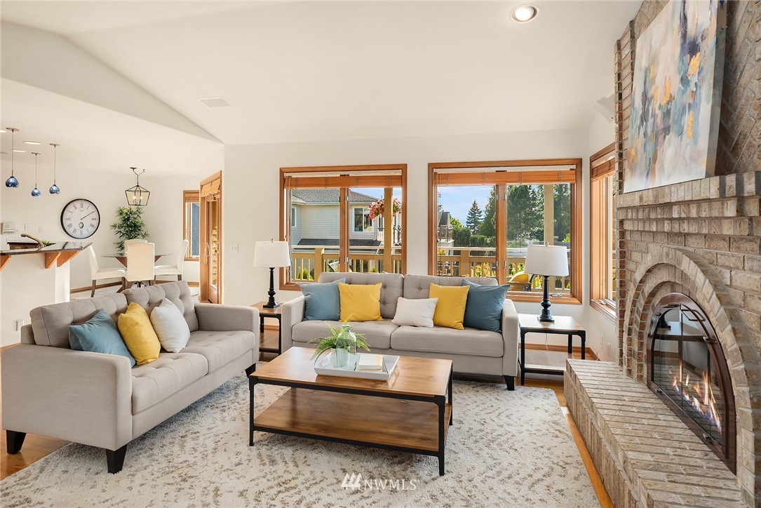 9221 190th Street Southwest Edmonds, WA 98020 - Photo 14 of 39 Gallery Image 14